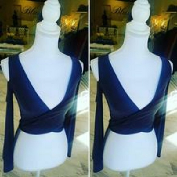 Bell sleeve crop top - Picture 1 of 1