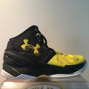 Stephen Curry 2s Black/Yellow Under Armour