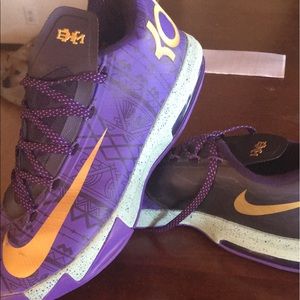 KD 6 Black History Month