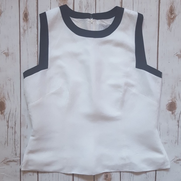 LOFT Tops - loft linen top black and white size 8