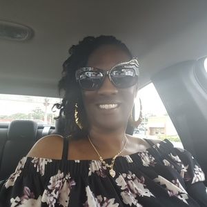 Meet your Posher, Claynette