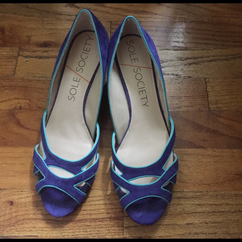 Like new-Sole Society Blue Peep Toe Wedge Sz 9.5