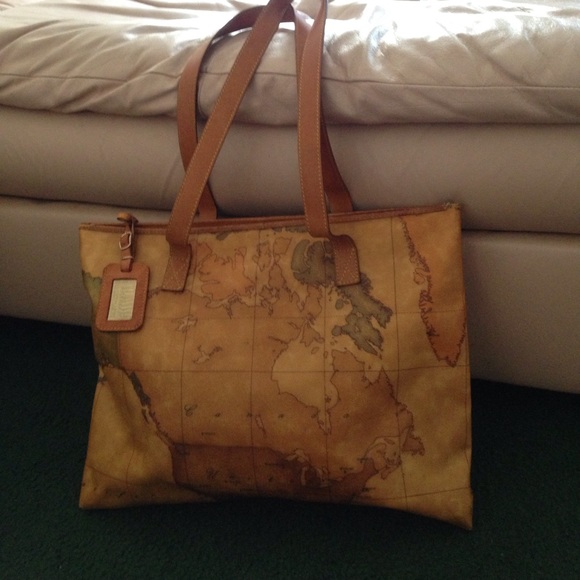 ALVIERO Martini Tote - Picture 1 of 8