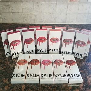 Kylie lip gloss and lip liner