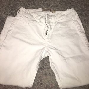 Hollister white skinny jeans