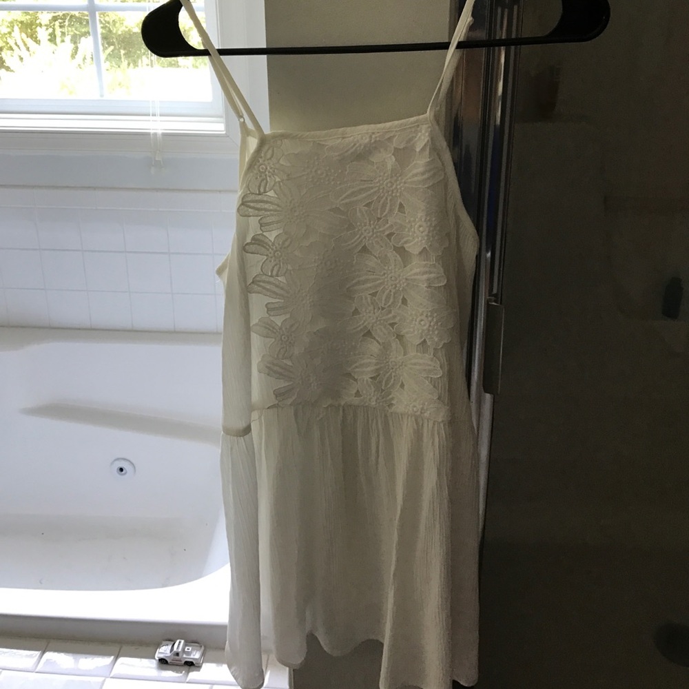 White boho tank Top NWT Medium