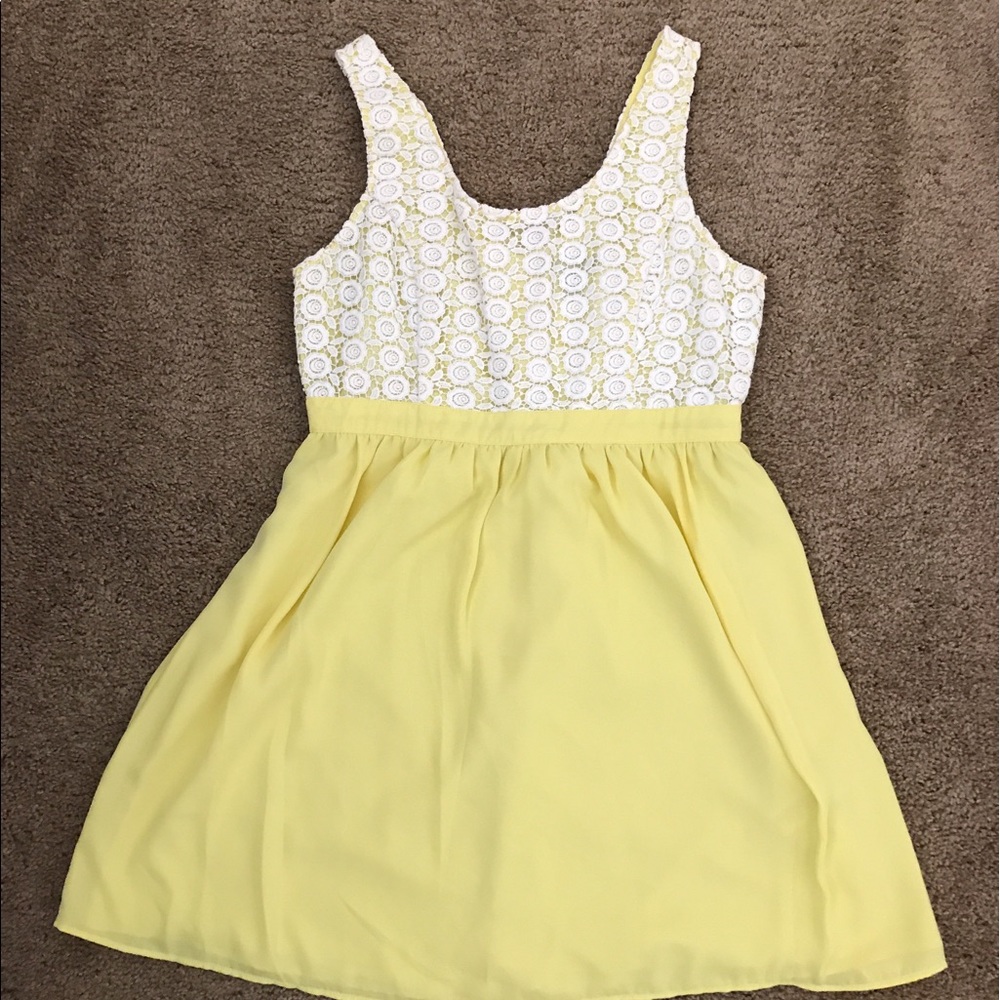 Yellow and white forever 21 dress