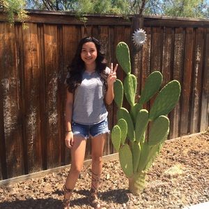 Meet your Posher, Melody