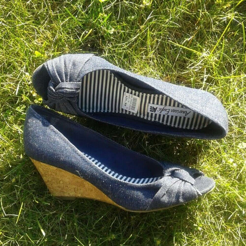 🔴SOLD🔴 NWT Denim Wedge Sandal Heels