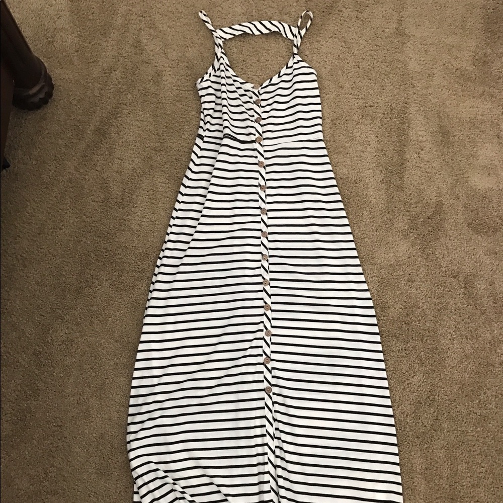 Maxi black and white striped dress