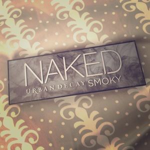 NAKED URBAN DECAY SMOKEY