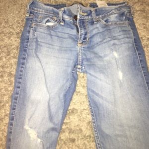 Hollister medium wash jeans