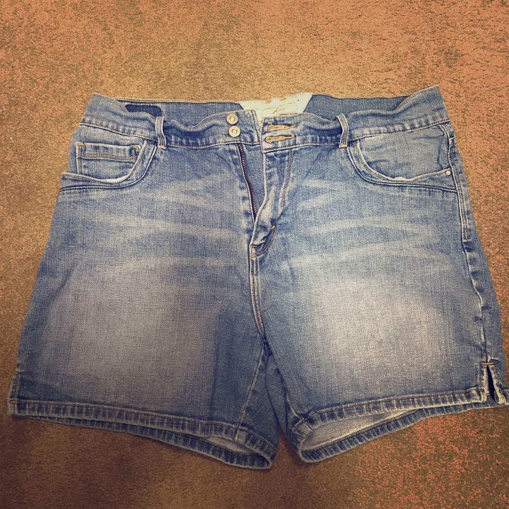 Levi Denim Shorts