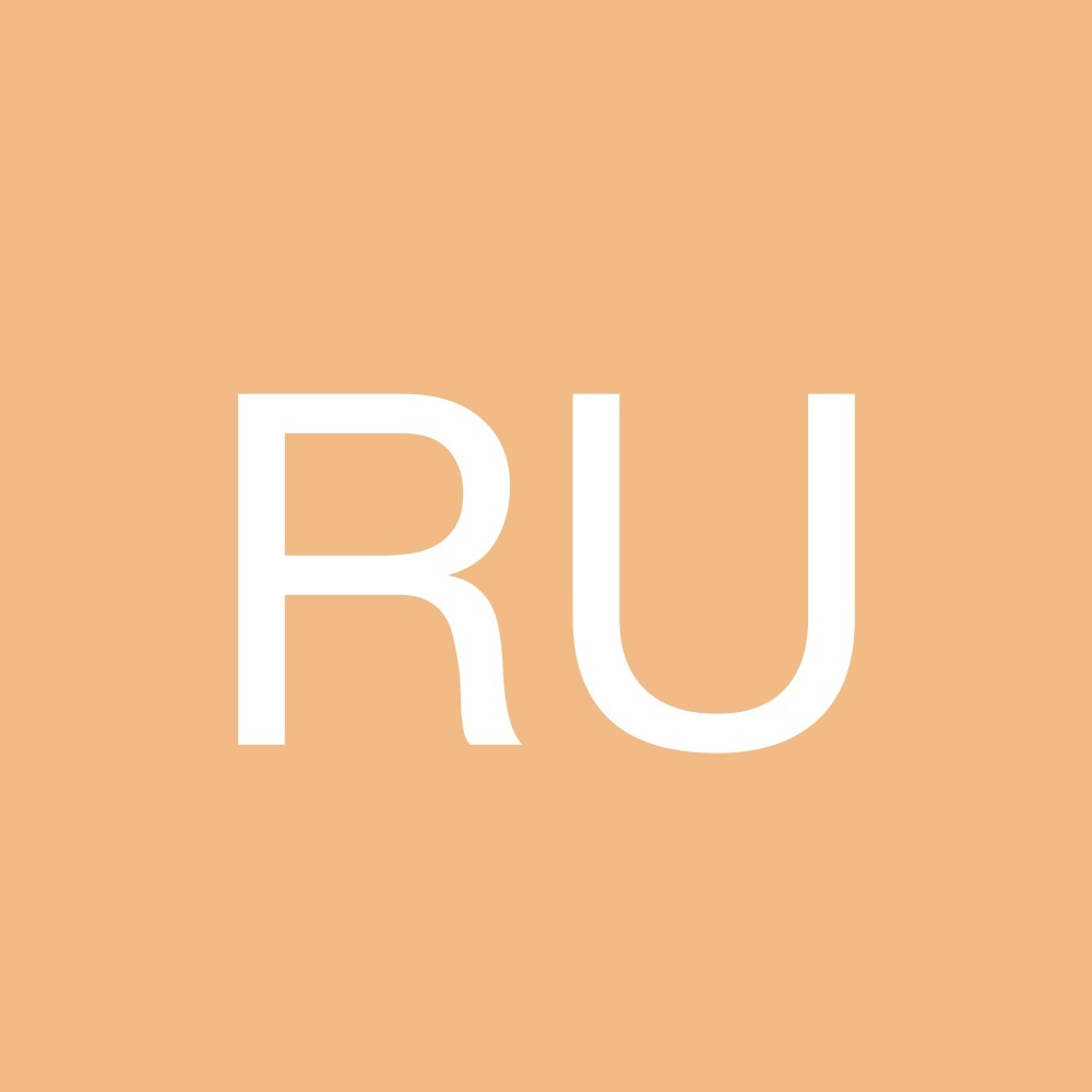 Meet your Posher, Roxanne