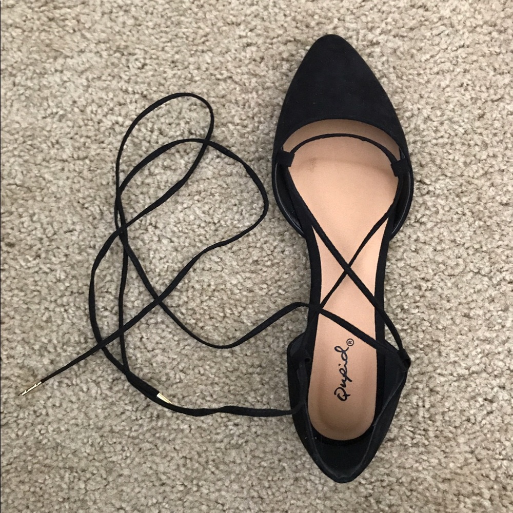 Black pointed toe lace up flats
