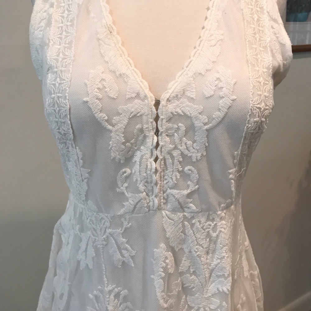 Free People white lace flowy dress beach - Picture 4 of 5