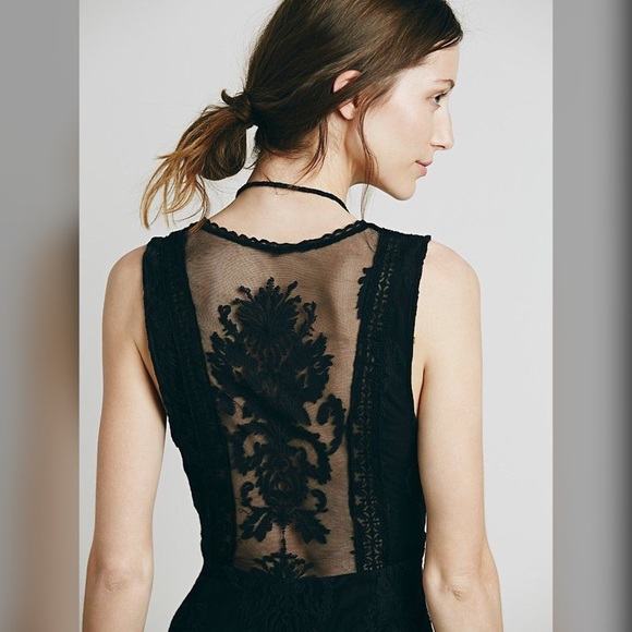 NWOT Free People black lace flowy dress beach - Picture 2 of 4