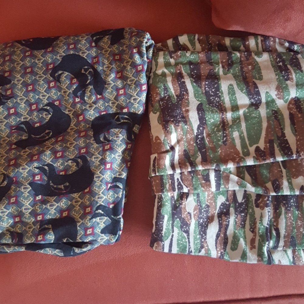 LULAROE TC LEGGINGS,,BEARS ONLY,,CAMO SOLD
