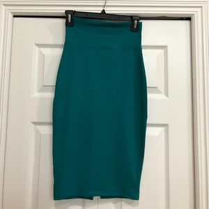 Green Bebe pencil skirt size XS