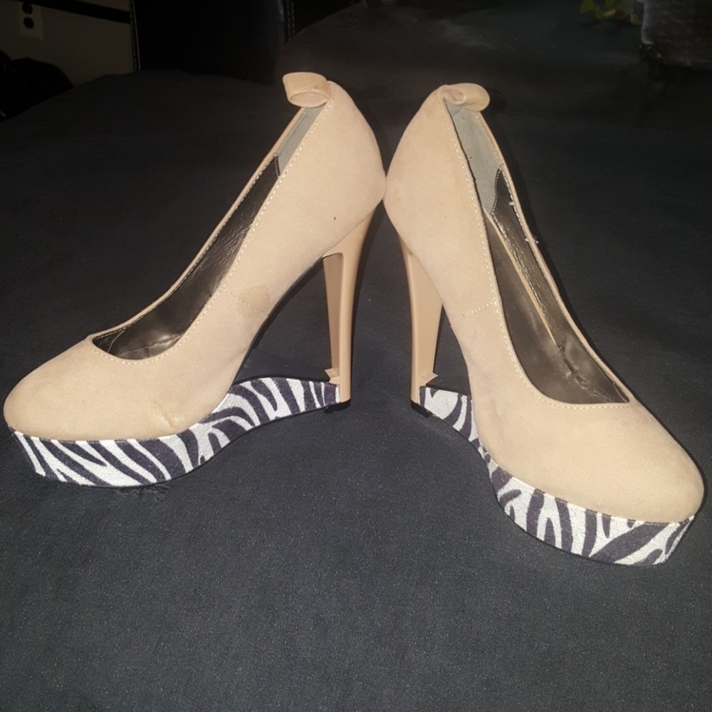 Zebra  Heels