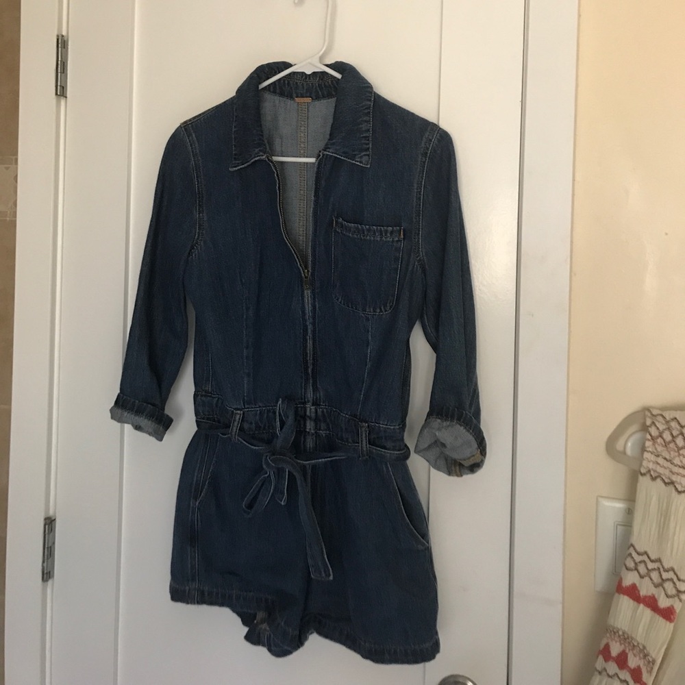 Denim Free People jumper.