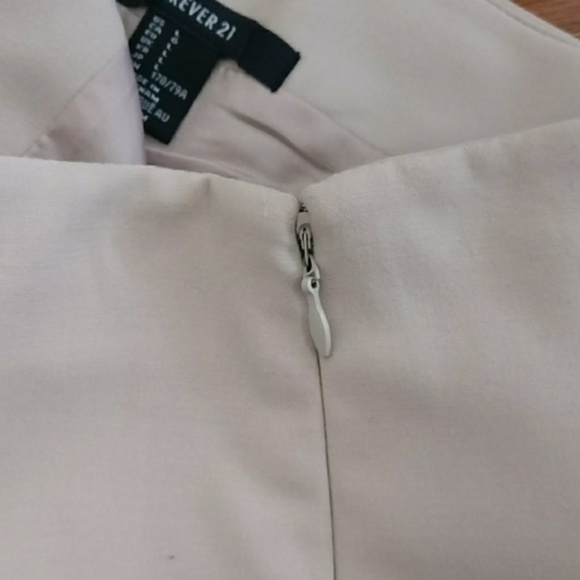 Forever21 Woven shorts - Picture 3 of 5