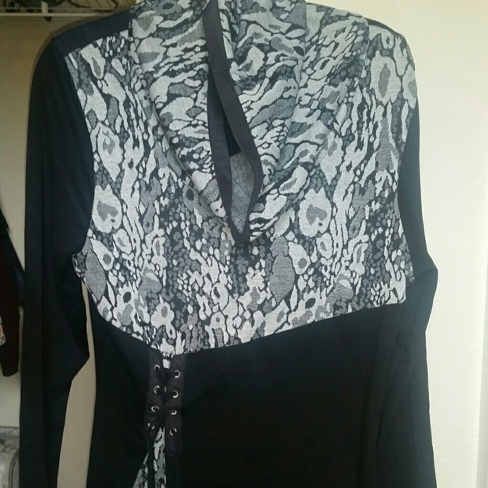 Side ribbon tie sweater