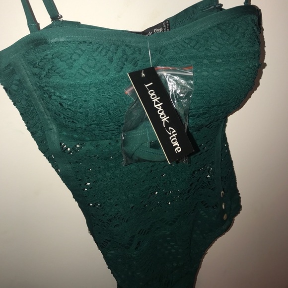 Swimsuits body - Picture 2 of 2