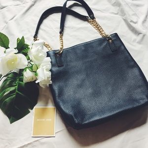 Michael Kors Leather Chain handbag