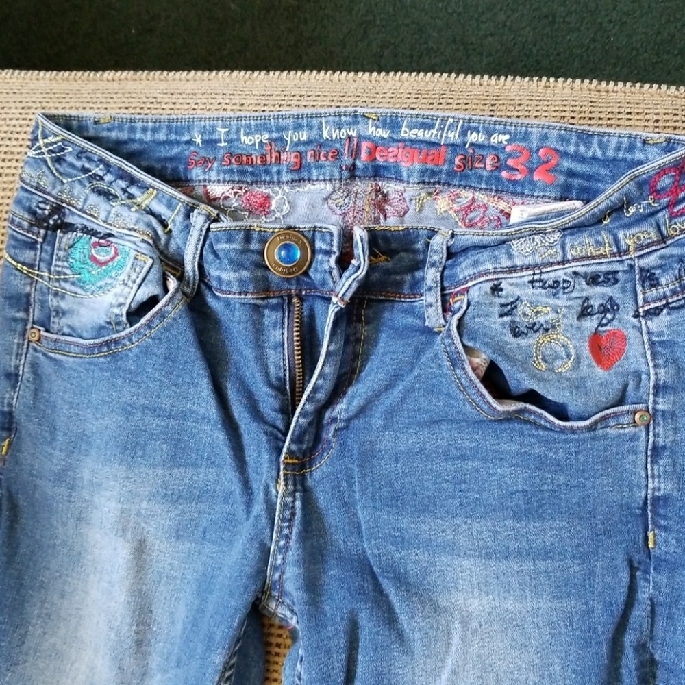 Desigual jeans