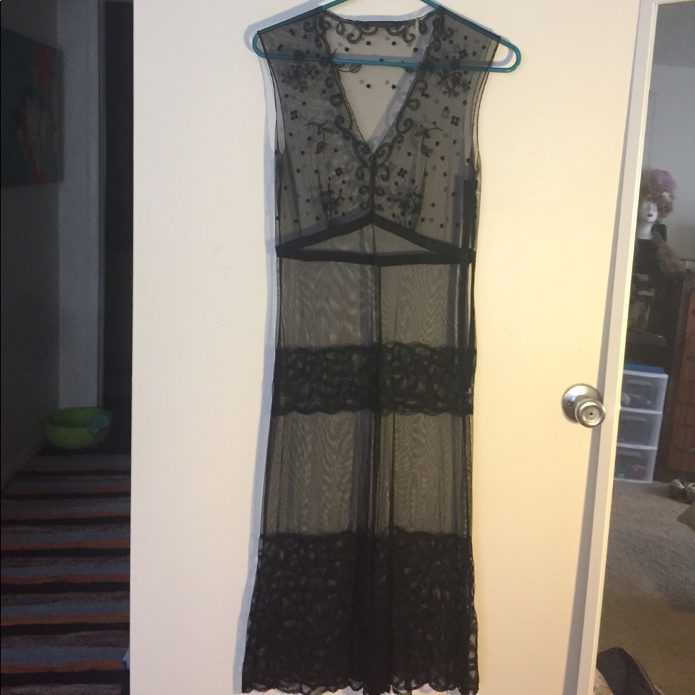 Elie Tahari black sheer lace dress