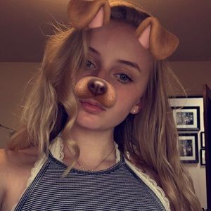 Meet your Posher, Avery