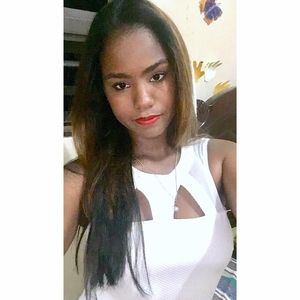 Meet your Posher, Lili