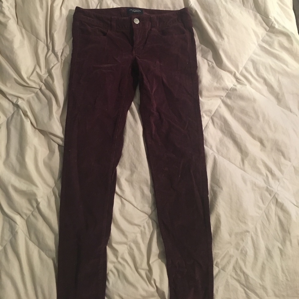 American Eagle Corduroy Burgundy pants