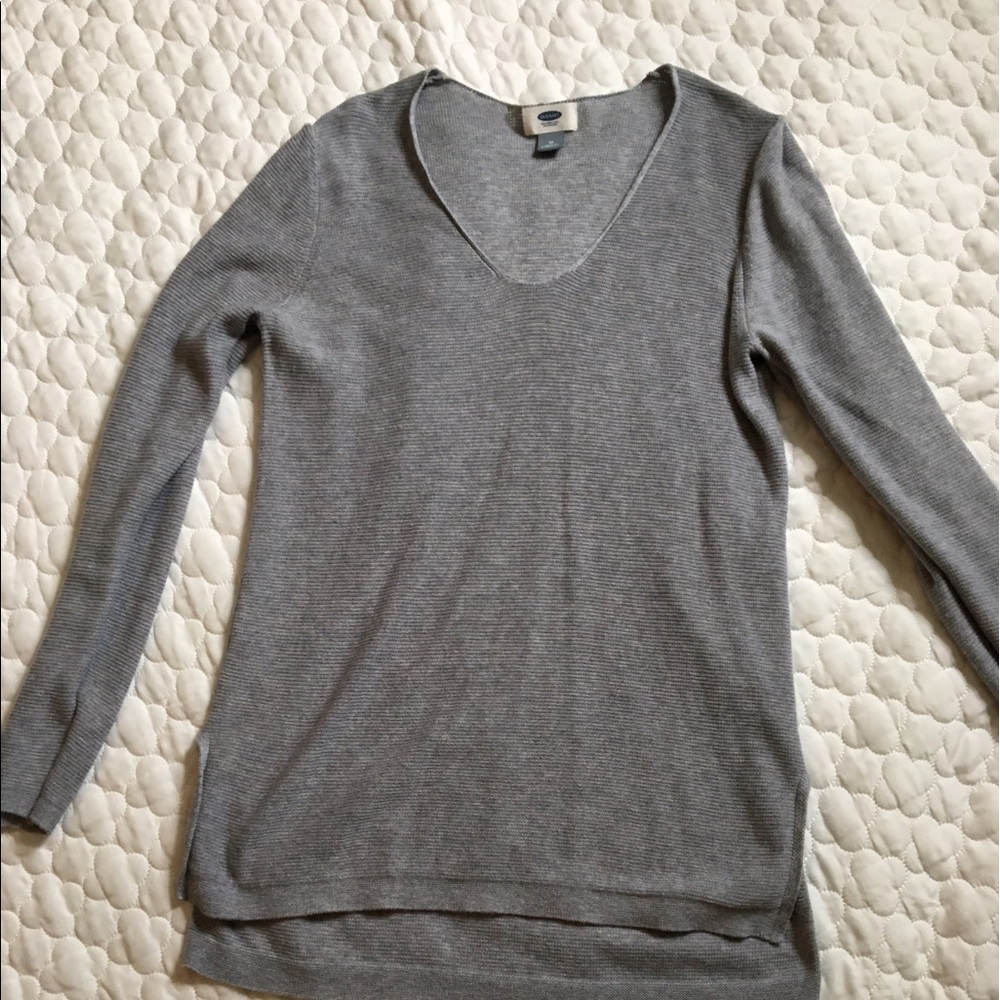 Soft thin sweater only worn once💥