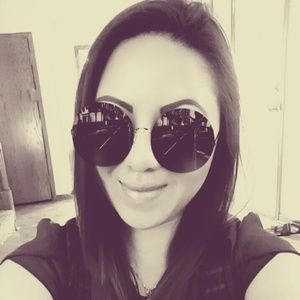 Meet your Posher, Mai