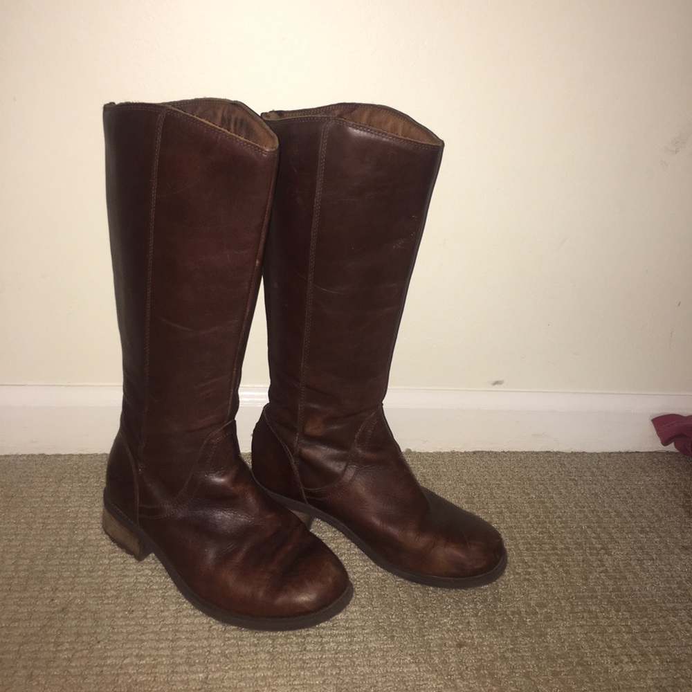 UGG RIDING BOOT!!!!