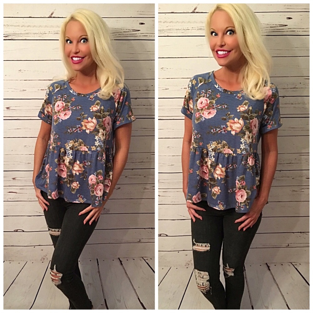 Darling and so soft Indigo floral top! SALE! - Picture 2 of 3