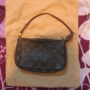 Small Louis Vuitton bag