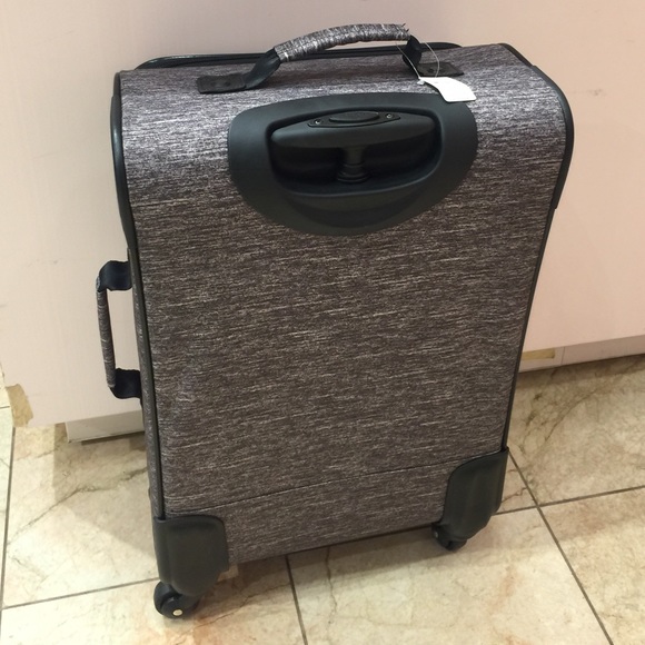 🎉HP🎉 VS PINK Luggage Suitcase Wheelie NEW - Picture 3 of 6