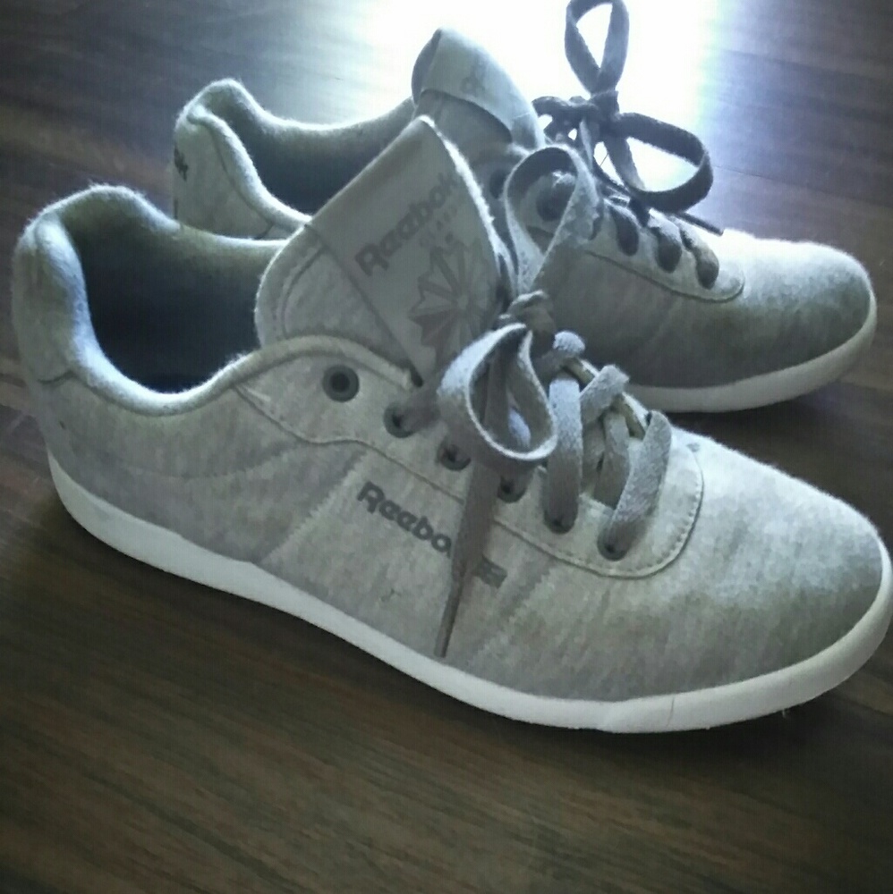 Reebok shoes!!