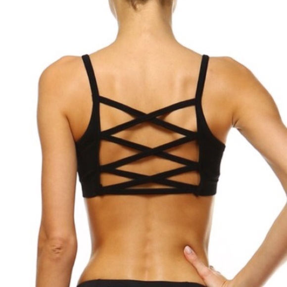 Black Crisscross Back Sports Bra - Picture 3 of 3