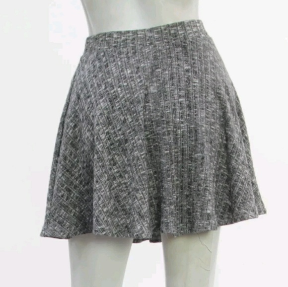 Grey Forever 21 Skater Skirt - Picture 3 of 4