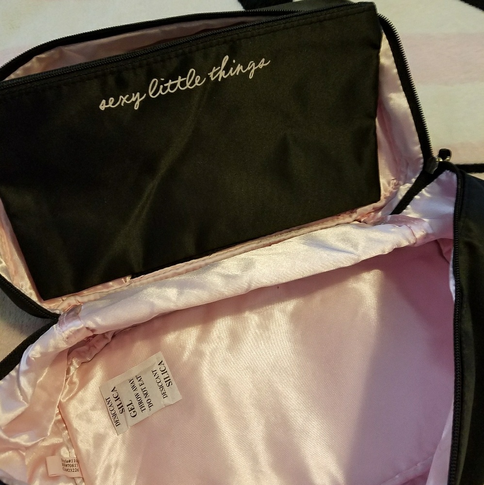 ❤NWT- VICTORIA'S SECRET INTIMATE TRAVEL BAG! - Picture 3 of 6
