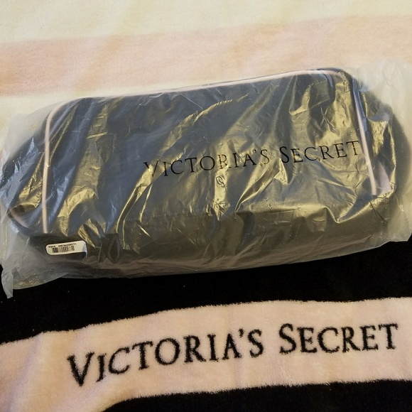 ❤NWT- VICTORIA'S SECRET INTIMATE TRAVEL BAG! - Picture 6 of 6