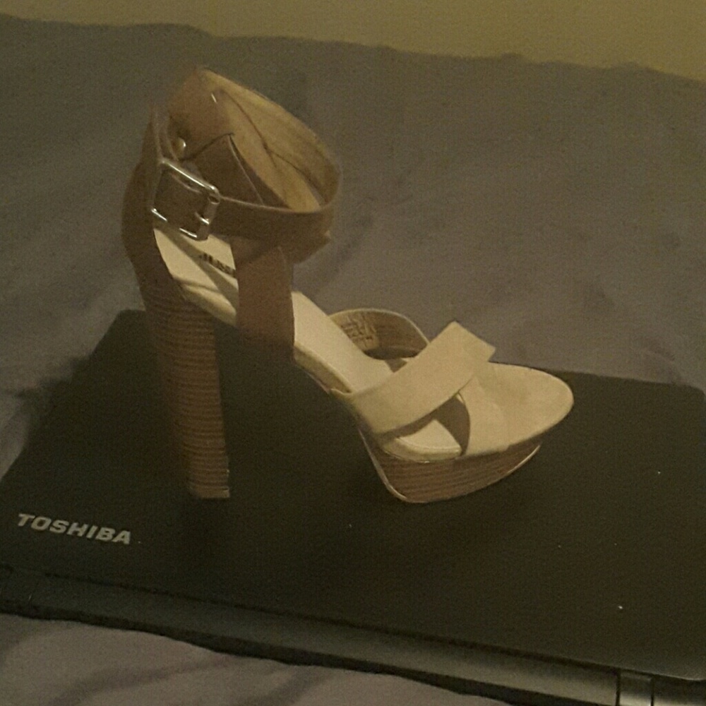 Cute platform sandal