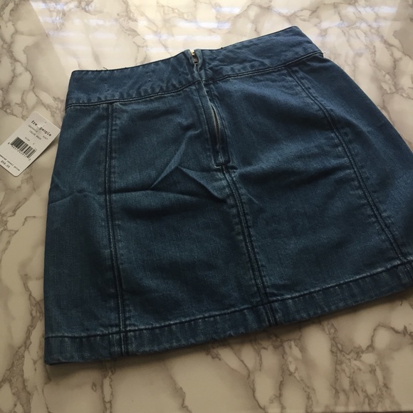 FREE PEOPLE medium wash denim skirt - Picture 4 of 7