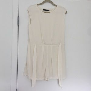 Zara Ivory Tie-Waist Romper. Size: Small