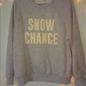 gray sweatshirt