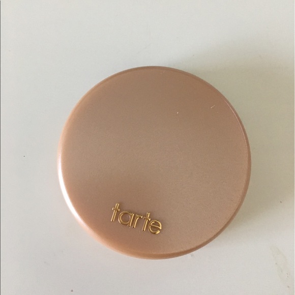 ❌ SOLD - Tarte highlighter in Exposed - Picture 2 of 4